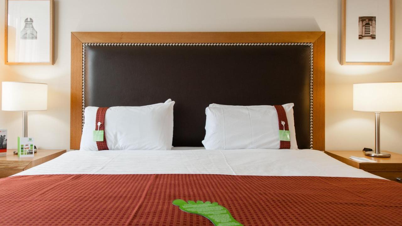 Holiday Inn Dumfries By Ihg Екстер'єр фото